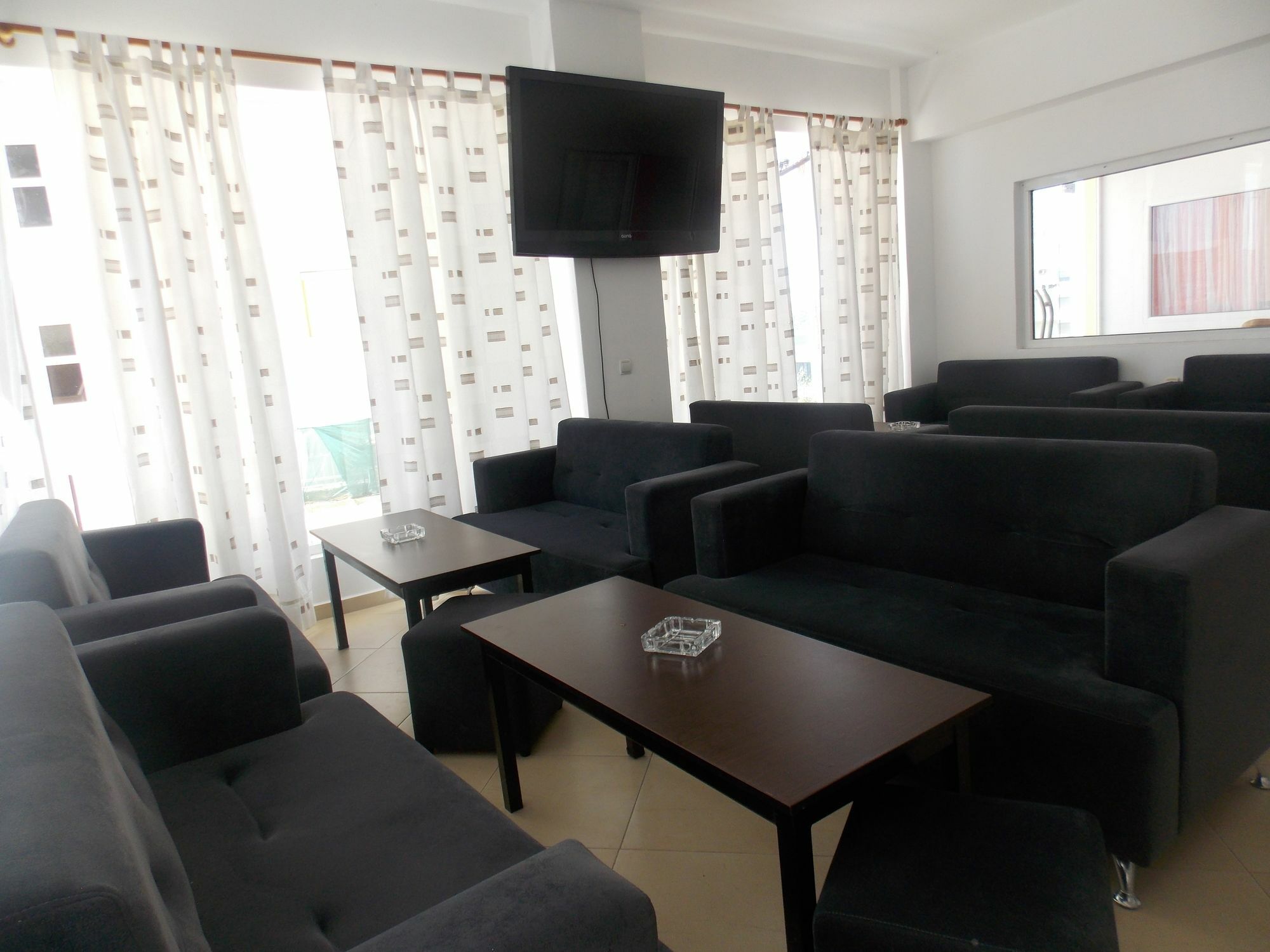 Damian Saranda Hotel Exterior photo